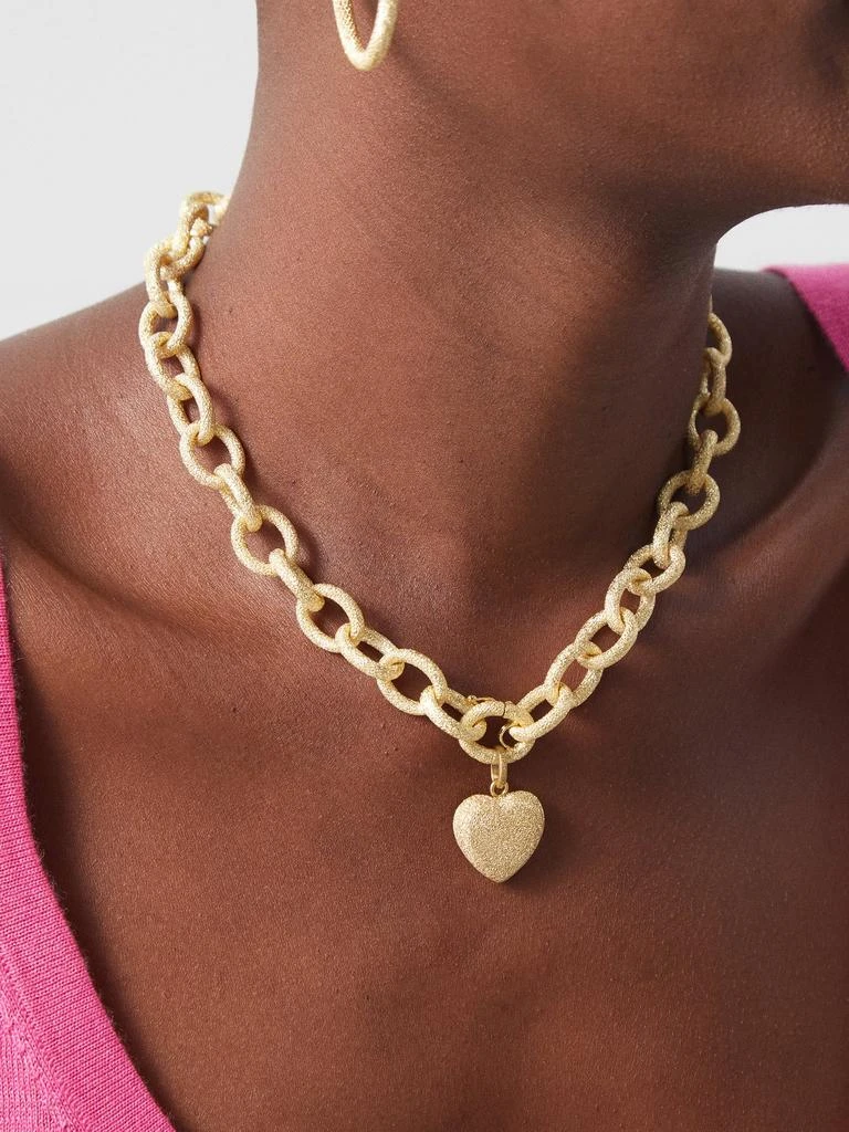 商品CAROLINA BUCCI|Florentine Finish Heart 18kt gold pendant,价格¥18896,第2张图片详细描述