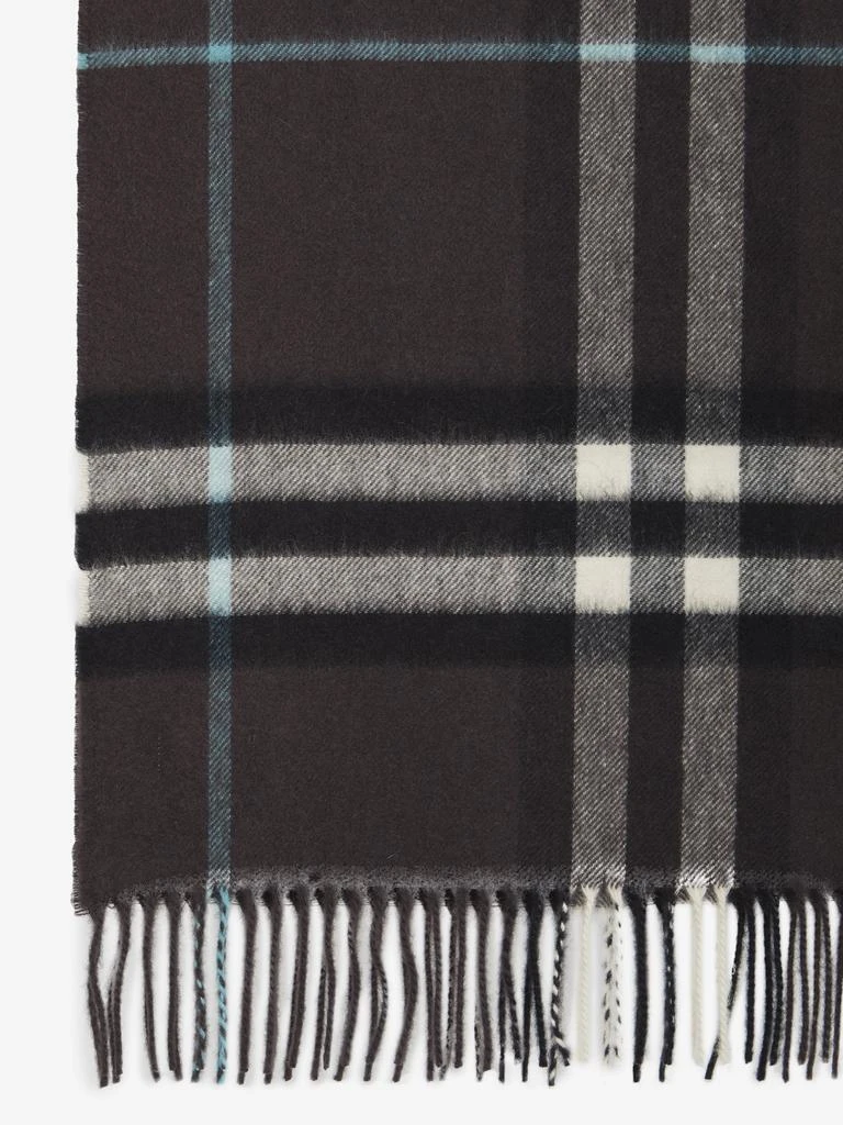 商品Burberry|Burberry Check cashmere scarf,价格¥2997,第2张图片详细描述