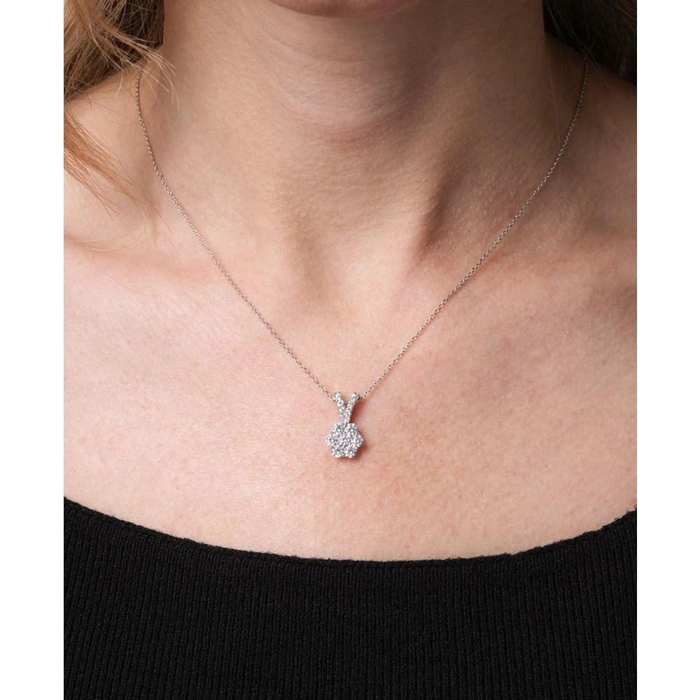 商品Macy's|Diamond Flower Cluster Pendant Necklace (1 ct. t.w.) in 14k White Gold, 16" + 4" extender, Created for Macy's,价格¥7531,第3张图片详细描述