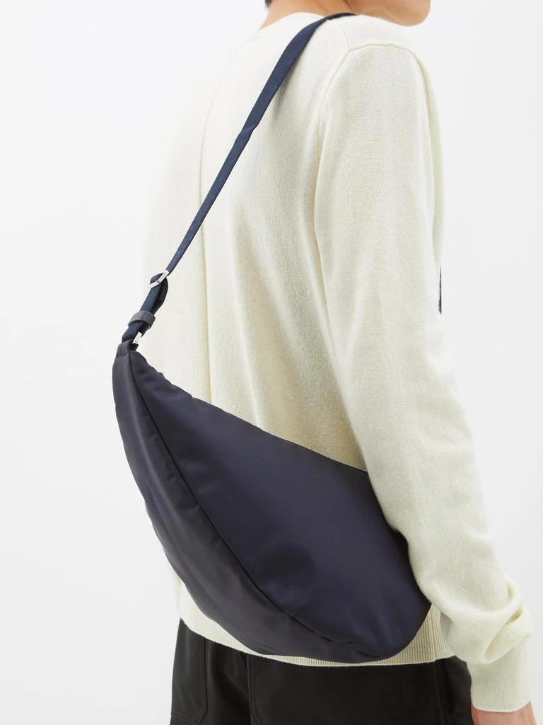 商品The Row|Leather-trim nylon cross-body bag,价格¥11944,第2张图片详细描述