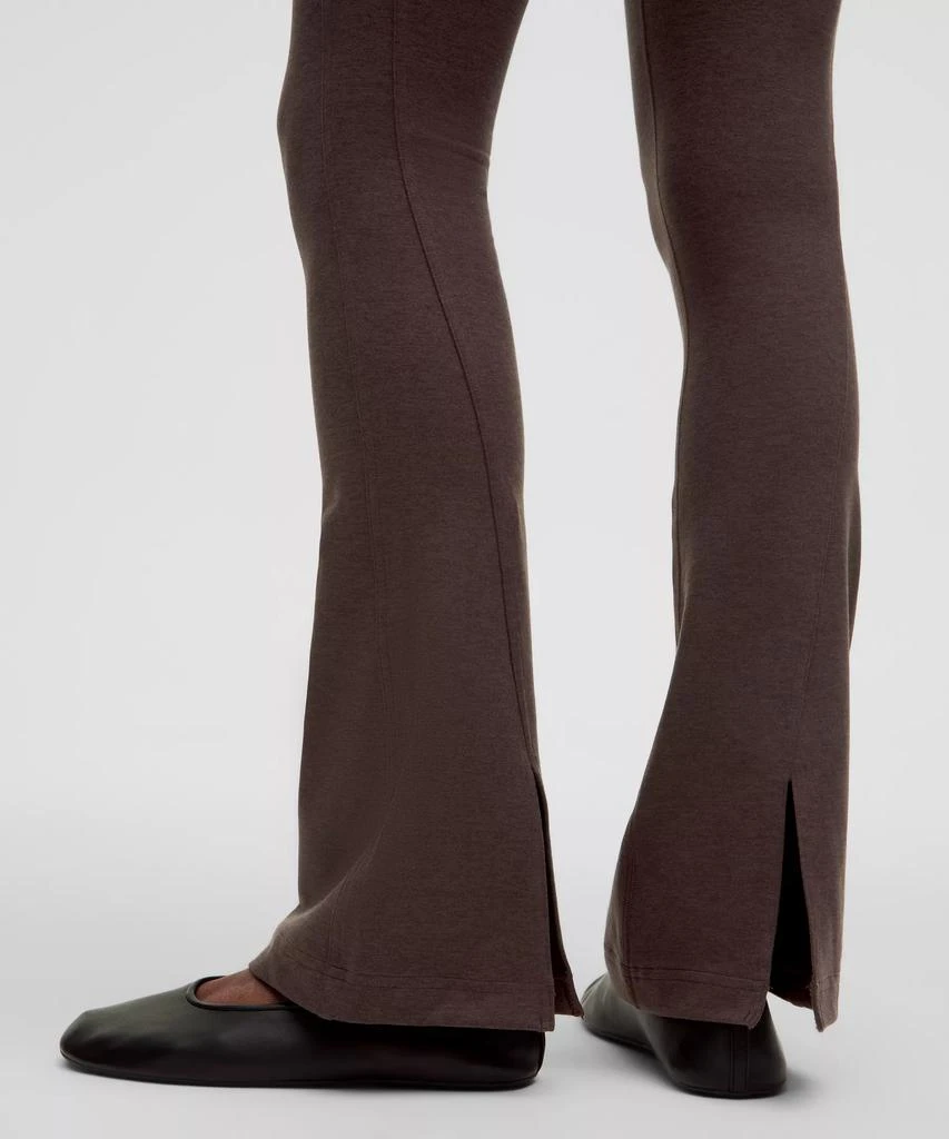 Softy Suedey Split-Hem High-Rise Mini-Flare Pant *Regular 商品