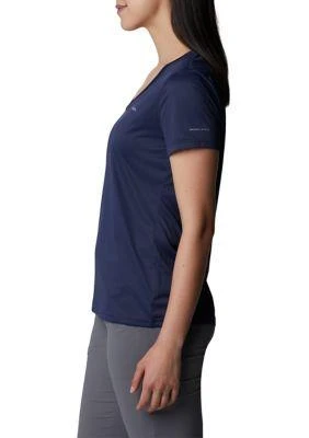 商品Columbia|Womens Hike Short Sleeve V Neck T Shirt,价格¥82,第3张图片详细描述