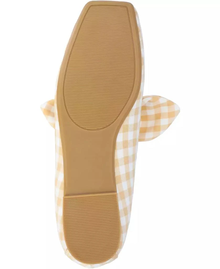 商品Journee Collection|Women's Seralinn Bow Square Toe Flats,价格¥209,第5张图片详细描述