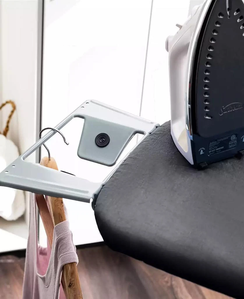 Products Adjustable Height, 4 Leg Ironing Board with Mesh Top and Iron Rest 商品