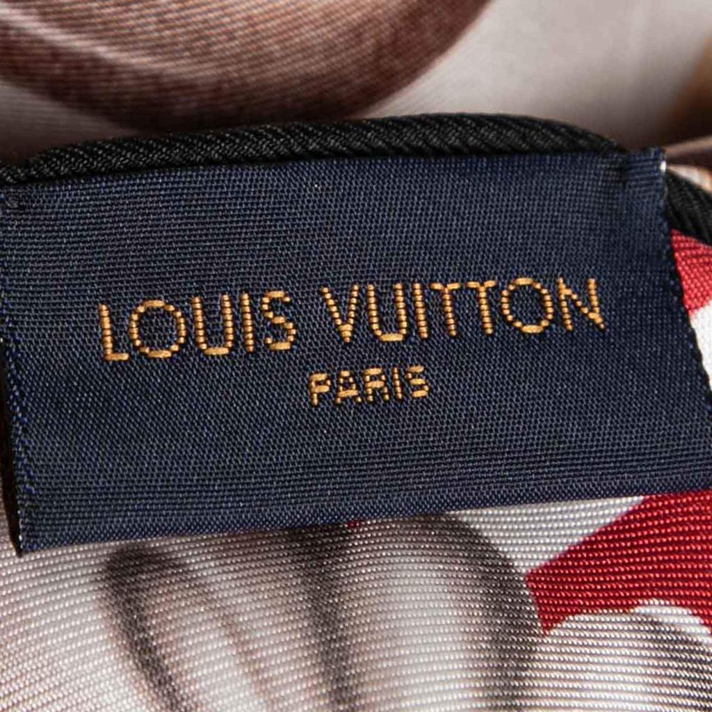 Louis Vuitton Multicolor Printed Silk Square Scarf商品第3张图片规格展示