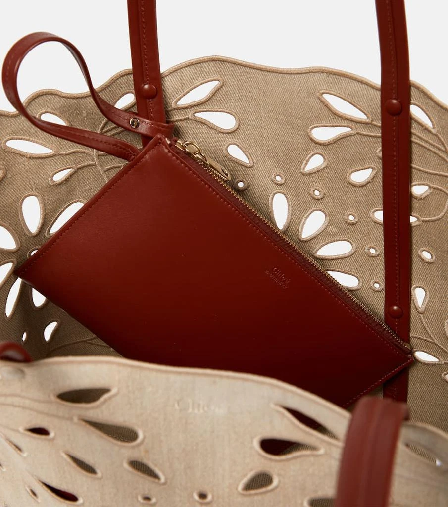 商品Chloé|Kamilla Medium broderie anglaise linen tote,价格¥9568,第3张图片详细描述
