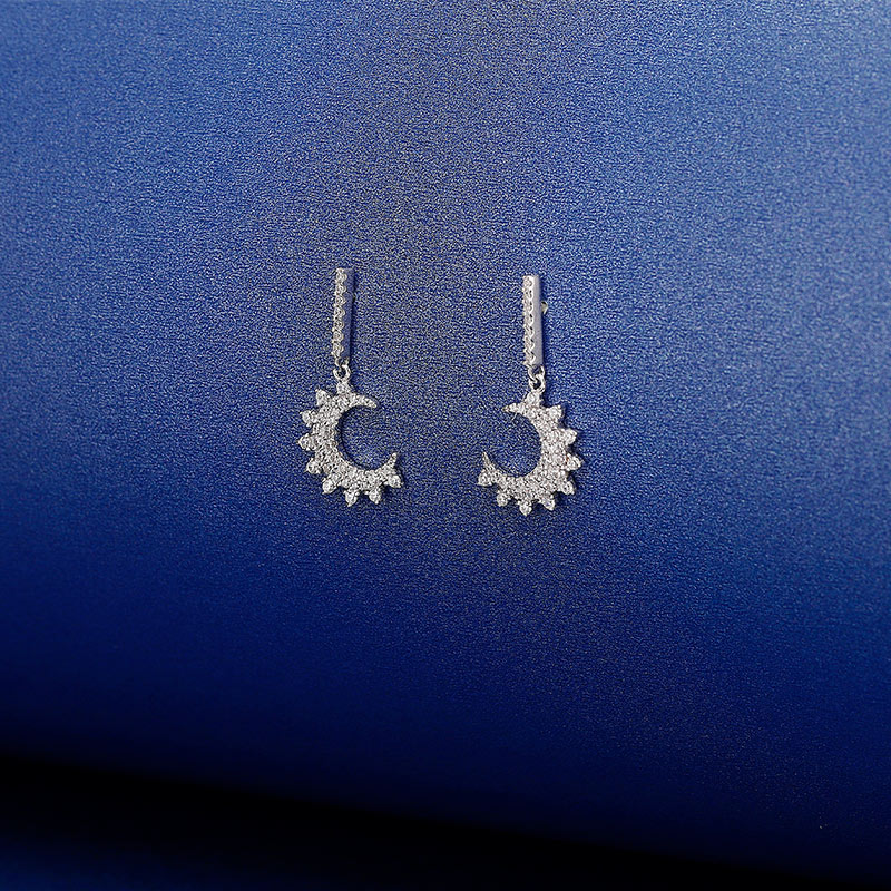 APM Monaco银镶晶钻几何设计感环形耳环耳扣女  送女友礼物商品第2张图片规格展示
