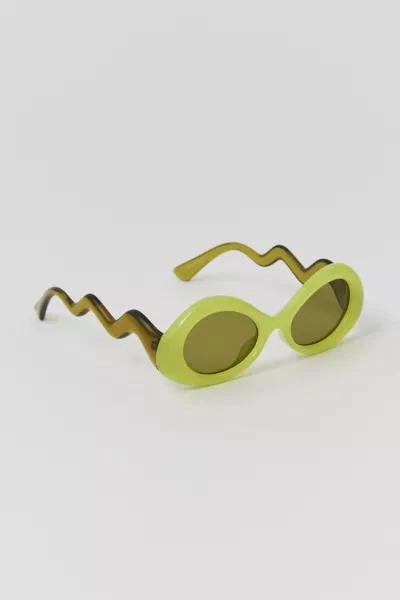 商品Urban Outfitters|Birdie Wavy Round Sunglasses,价格¥76,第2张图片详细描述