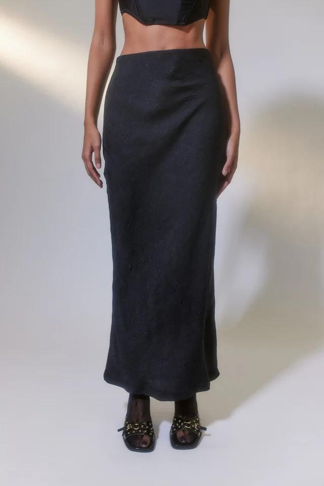 UO Winona Crinkle Satin Maxi Skirt商品第3张图片规格展示
