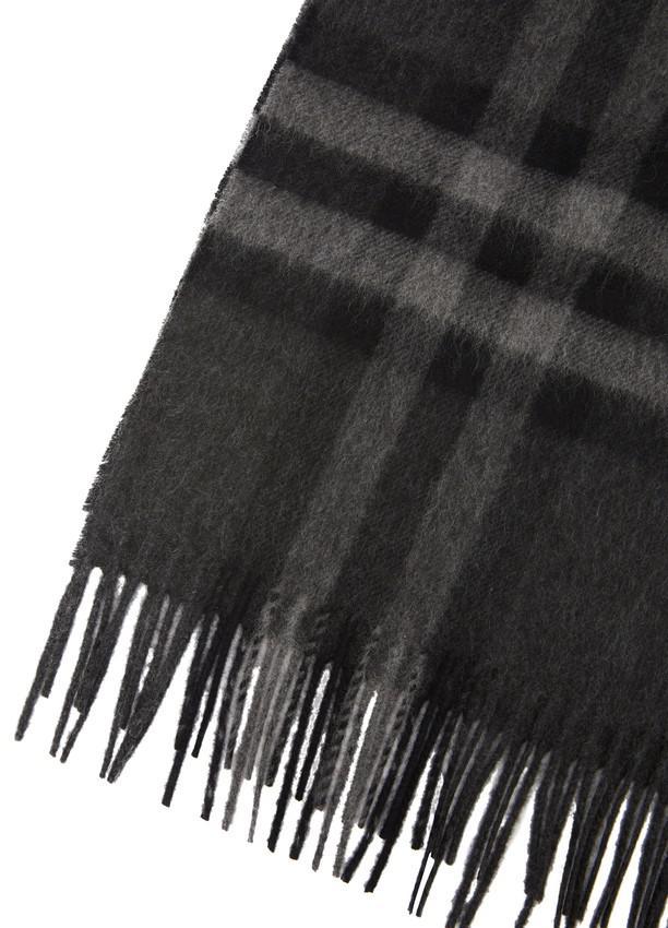 商品Burberry|经典格纹山羊绒围巾,价格¥3904,第1张图片