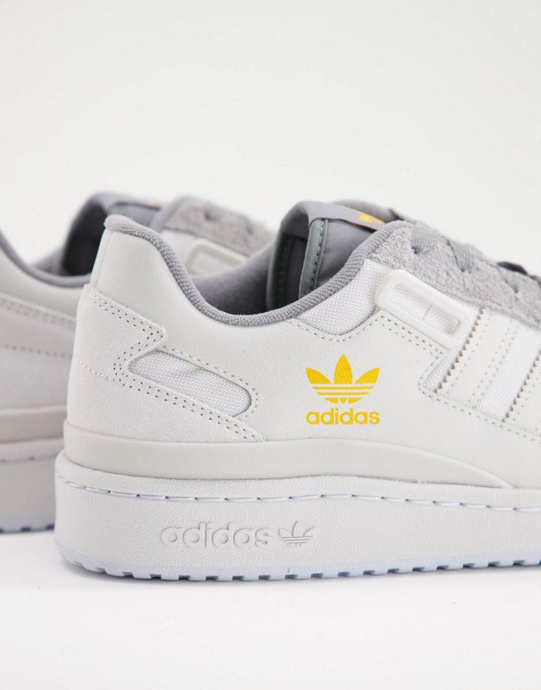 adidas Originals Forum low trainers in grey and off white商品第4张图片规格展示