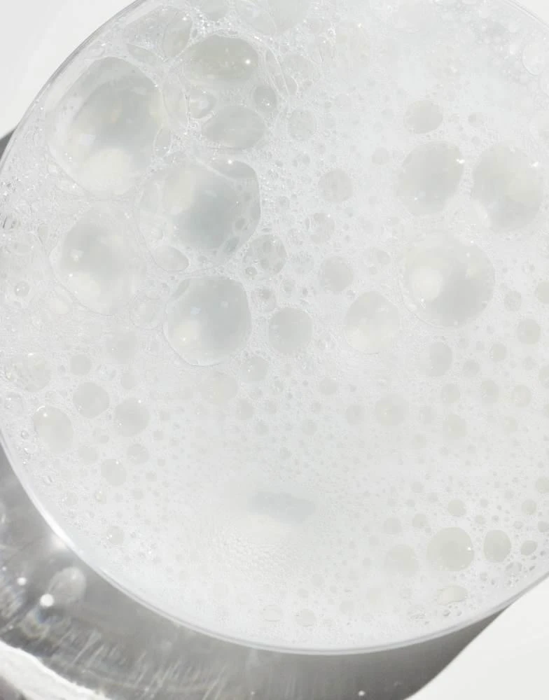 商品Aveeno|Aveeno Haircare Clarify and Shine+ Apple Cider Vinegar Shampoo 300ml,价格¥66,第4张图片详细描述