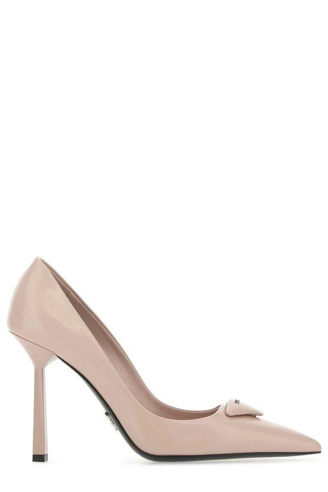 商品Prada|Prada Logo Plaque Pointed Toe Pumps,价格¥6215,第1张图片
