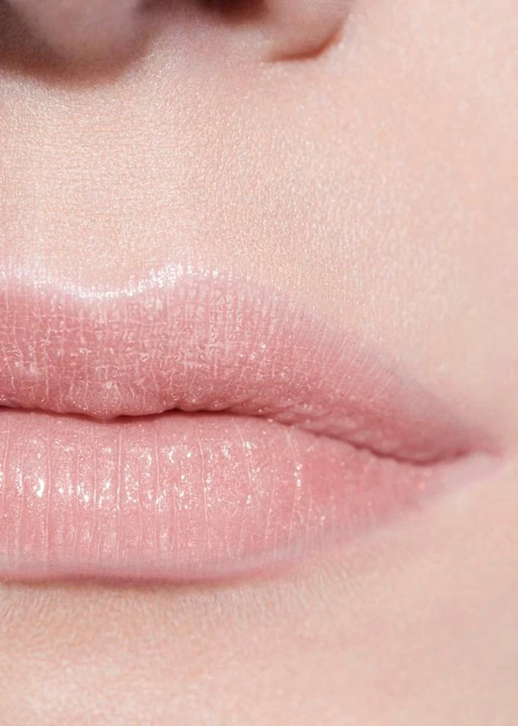 商品Chanel|ROUGE COCO BAUME ~ A Hydrating Tinited Lip Balm That Offers Buildable Colour For Better-Looking Lips, Day After Day,价格¥354,第2张图片详细描述