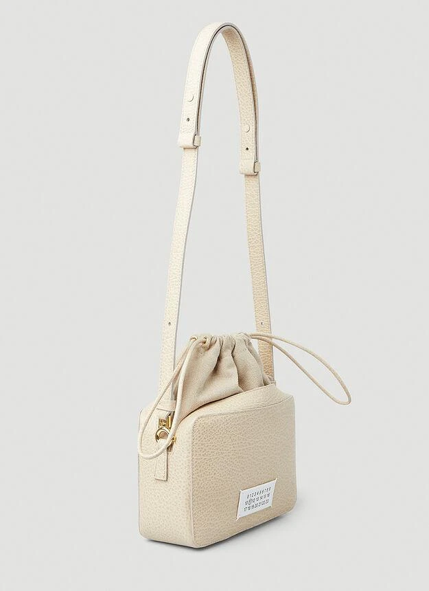 商品MAISON MARGIELA|5AC Camera Medium Shoulder Bag in Beige,价格¥6163,第2张图片详细描述