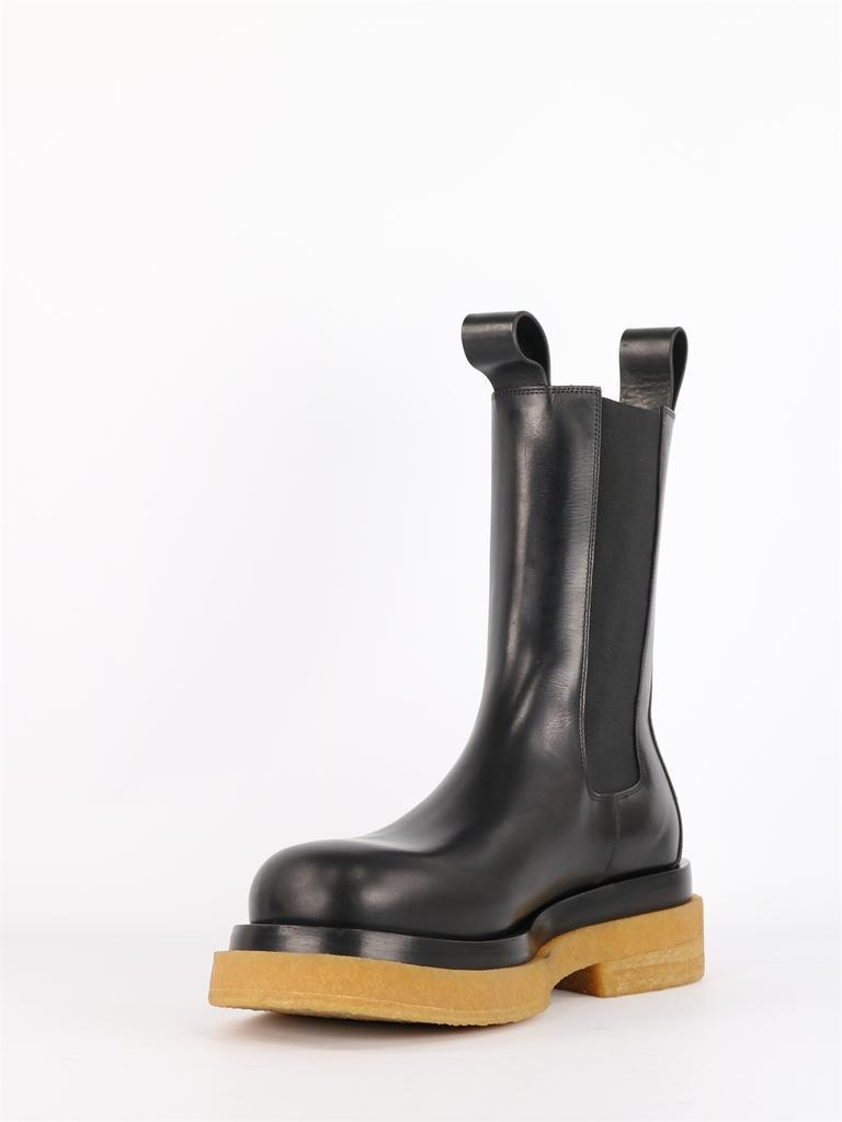 商品Bottega Veneta|Black Lug boots,价格¥4067,第4张图片详细描述