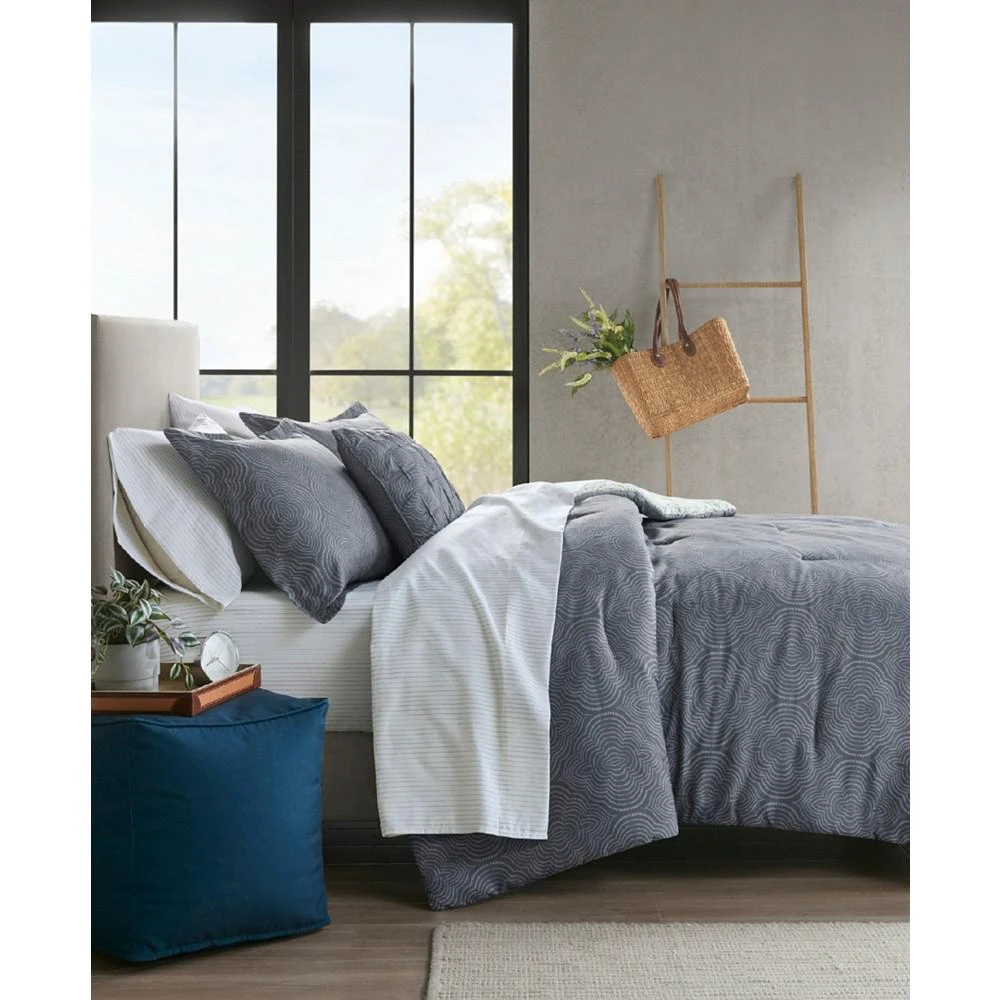 CLOSEOUT! Domino Medallion 8 Piece Reversible Comforter Set 商品