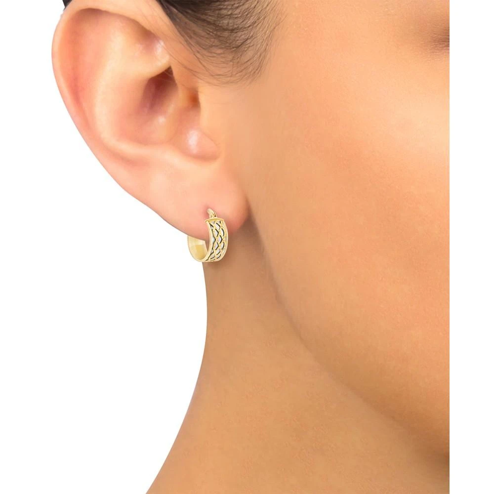 商品Macy's|Textured Two-Tone Huggie Hoop Earrings in 14k Gold & White Gold,价格¥5201,第2张图片详细描述