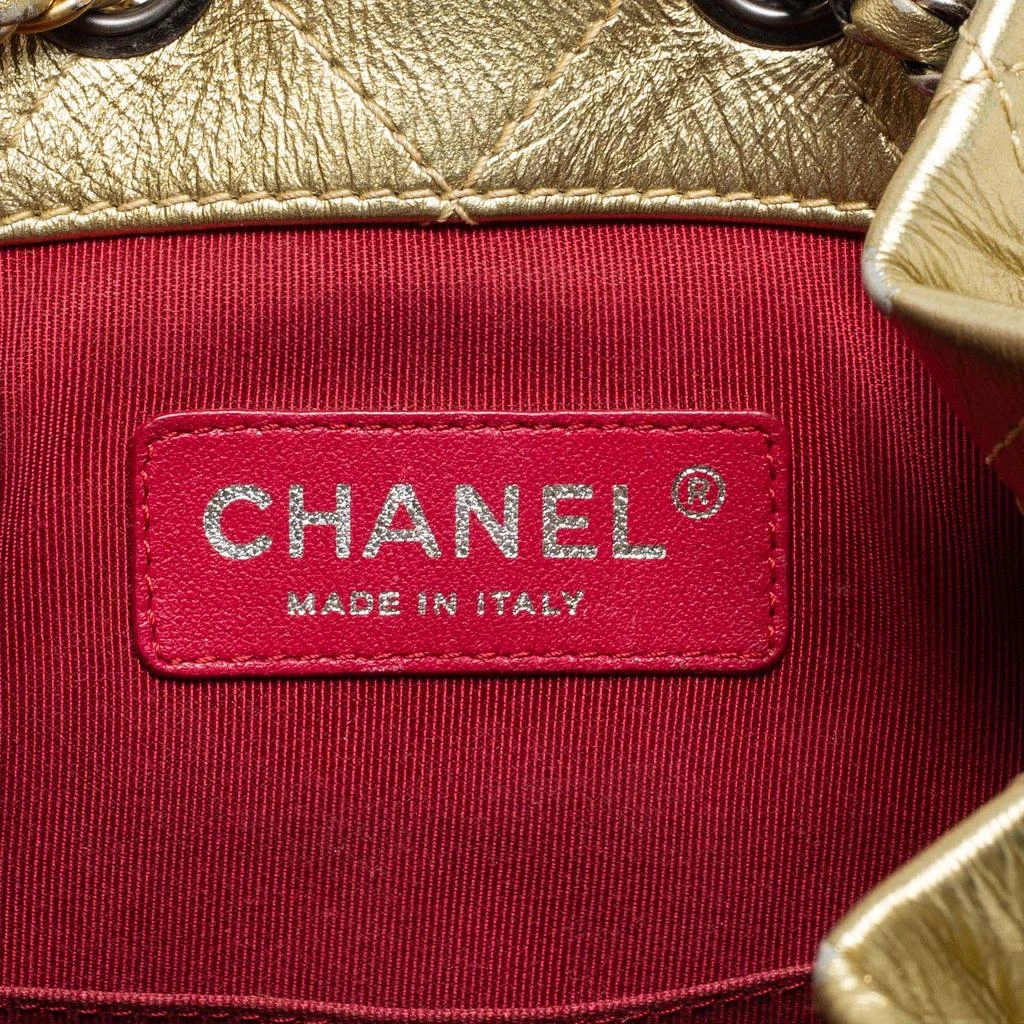 Chanel Metallic Gold Quilted Laminated Leather Small Gabrielle Backpack 商品