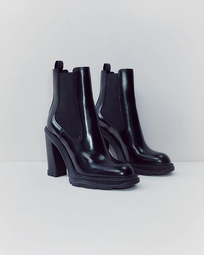 商品Alexander McQueen|Women's Tread Heeled Chelsea Boots,价格¥5071,第5张图片详细描述