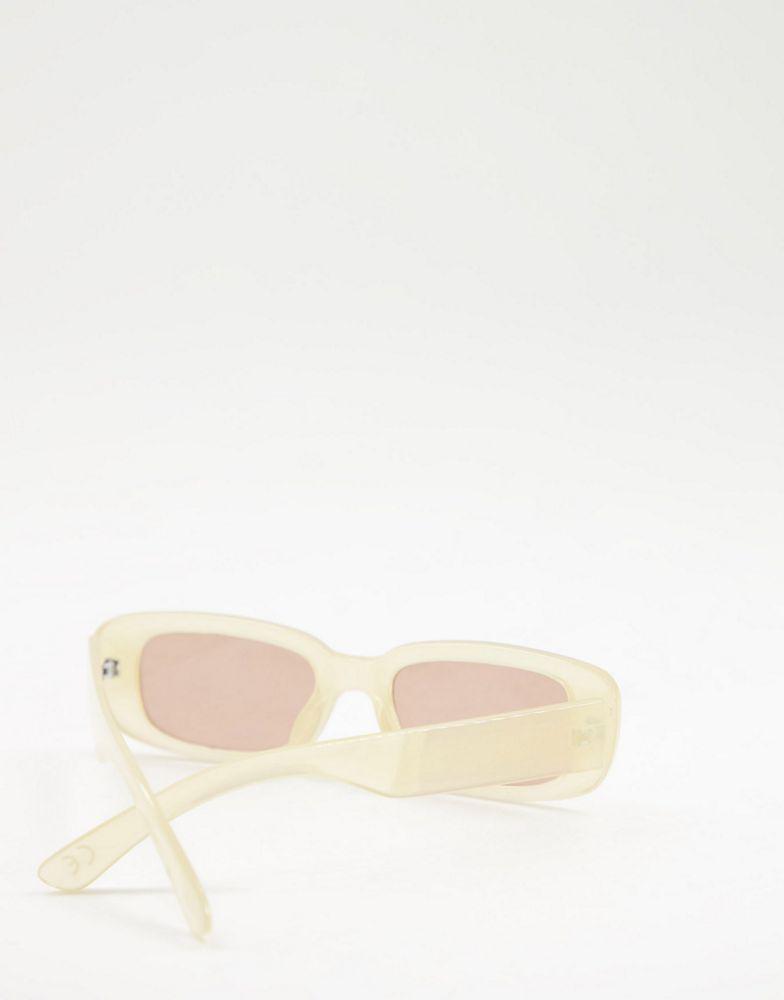 ASOS DESIGN mid rectangle sunglasses in yellow with tinted lens商品第4张图片规格展示