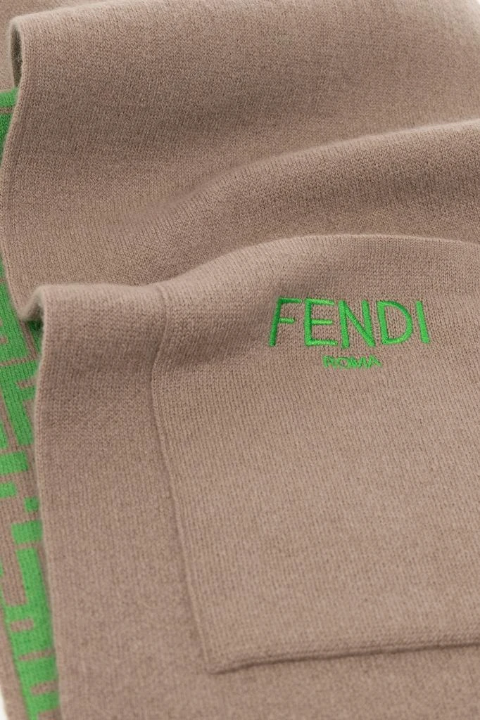 商品Fendi|Scarf with logo,价格¥1609,第2张图片详细描述