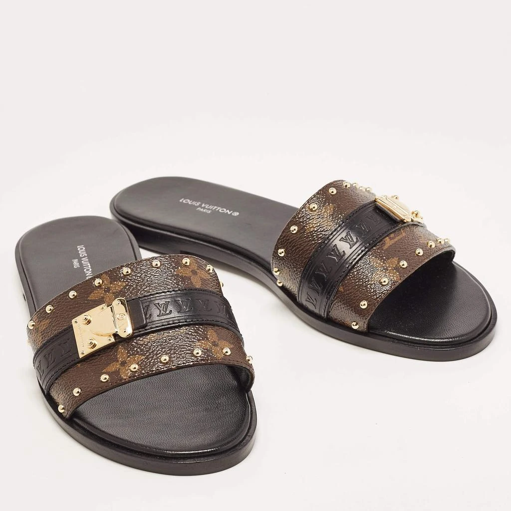 商品[二手商品] Louis Vuitton|Louis Vuitton Brown Monogram Canvas Lock It Flat Slides Size36,价格¥4368,第4张图片详细描述