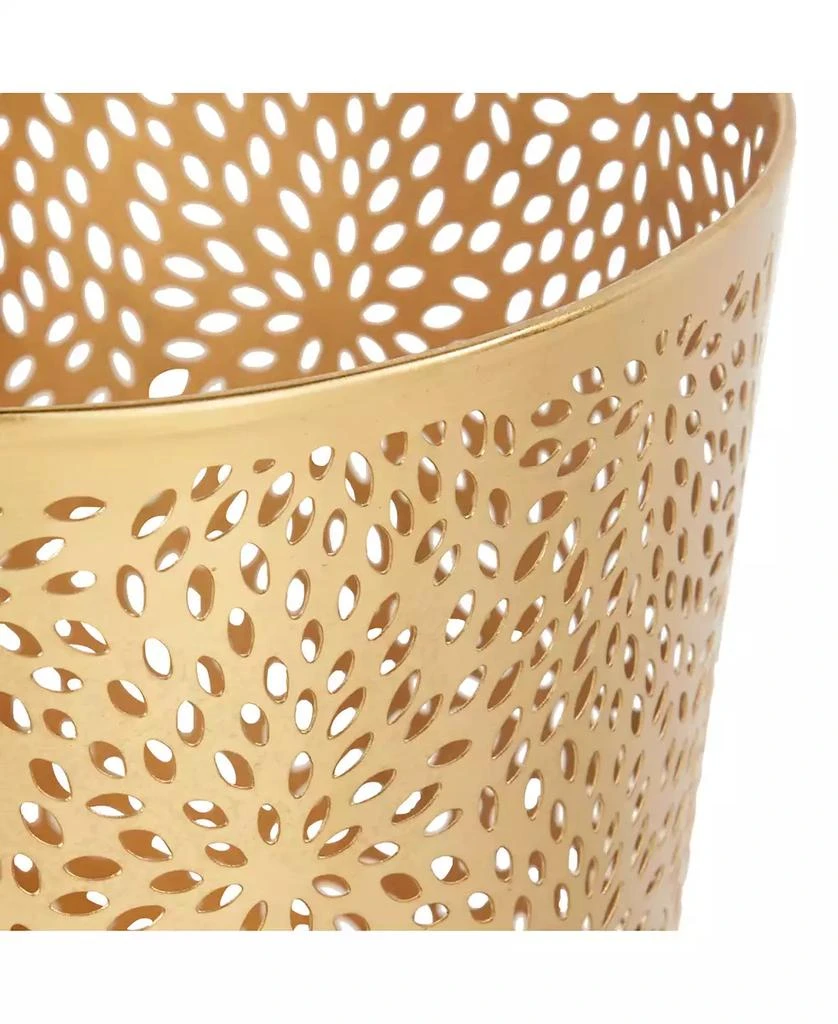商品CosmoLiving|Small, Round, Glam Style Metallic Pierced Metal Waste Basket with Chrysanthemum Pattern,价格¥645,第4张图片详细描述