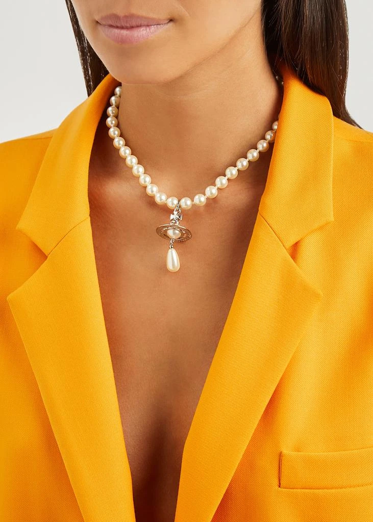 商品Vivienne Westwood|One Row orb faux pearl choker,价格¥1790,第2张图片详细描述
