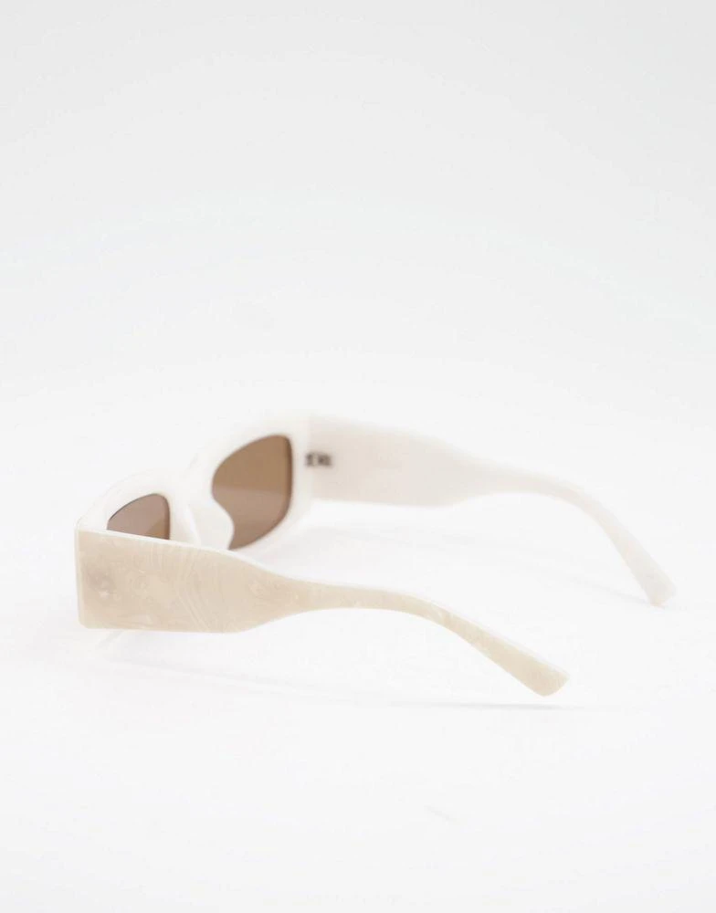 商品ASOS|ASOS DESIGN mid square sunglasses in white acetate transfer,价格¥89,第2张图片详细描述