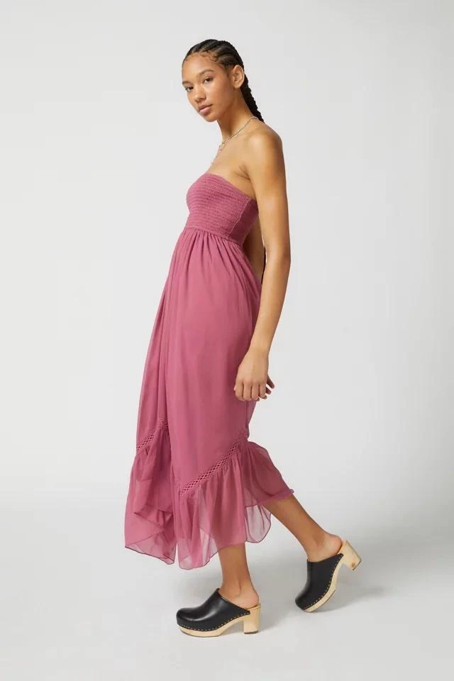 商品Urban Outfitters|UO Caley Smocked Strapless Midi Dress,价格¥533,第3张图片详细描述