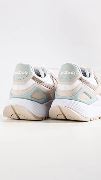 商品Reebok 锐步|经典传统 AZ 运动鞋,价格¥452,第2张图片详细描述