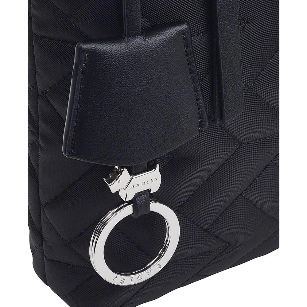 商品Radley|Women's Finsbury Park Quilt Small   Ziptop Crossbody Bag,价格¥1013,第4张图片详细描述