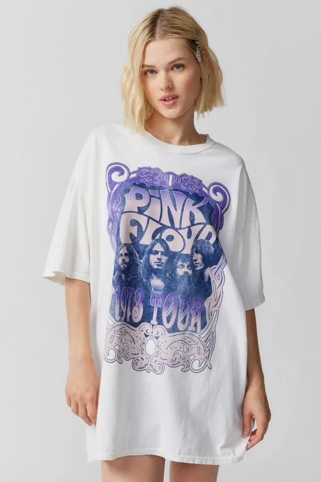 商品Urban Outfitters|Pink Floyd Tour Poster Oversized T-Shirt Dress,价格¥259,第1张图片详细描述