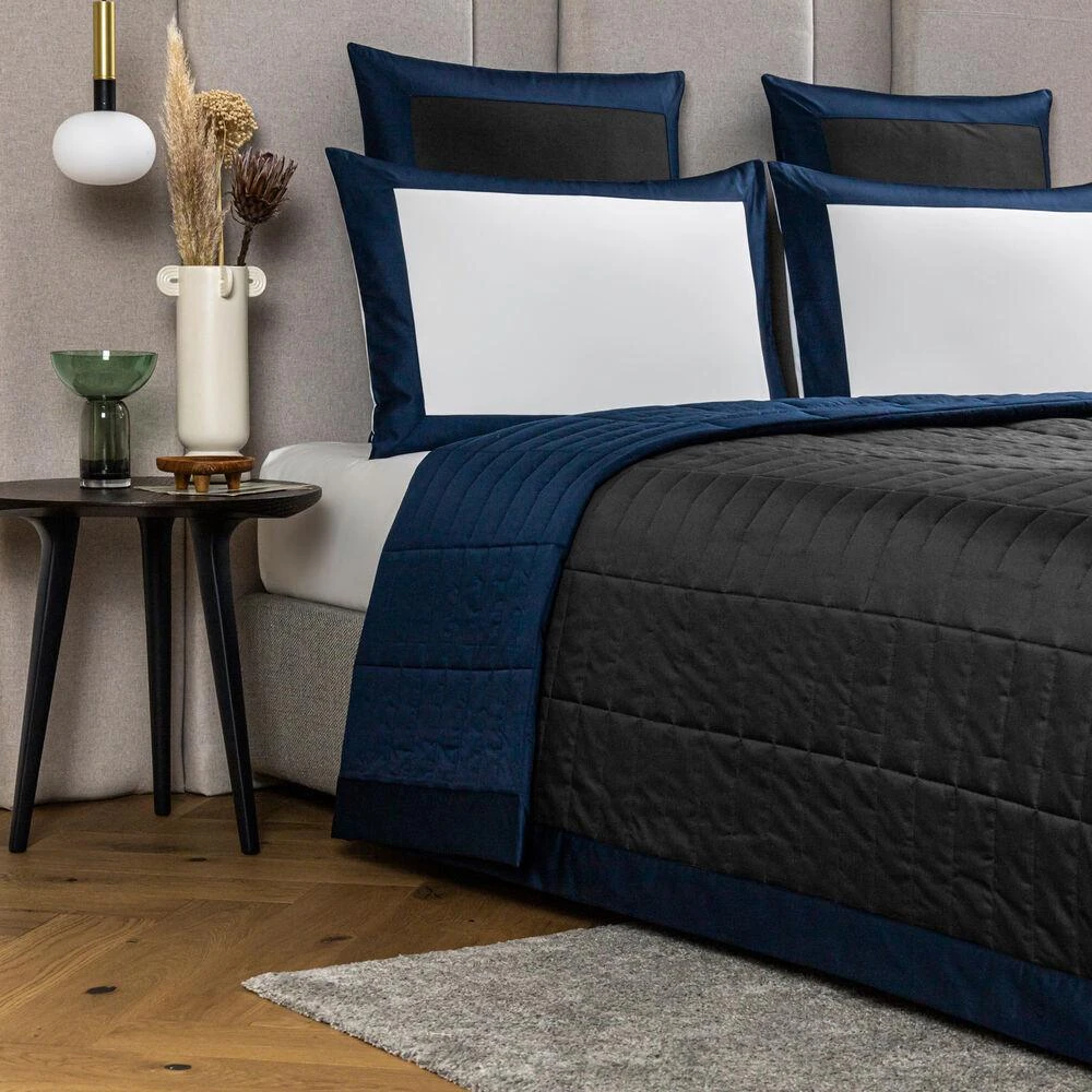 商品Frette|Frette Rectangular Light Quilt,价格¥9010,第2张图片详细描述