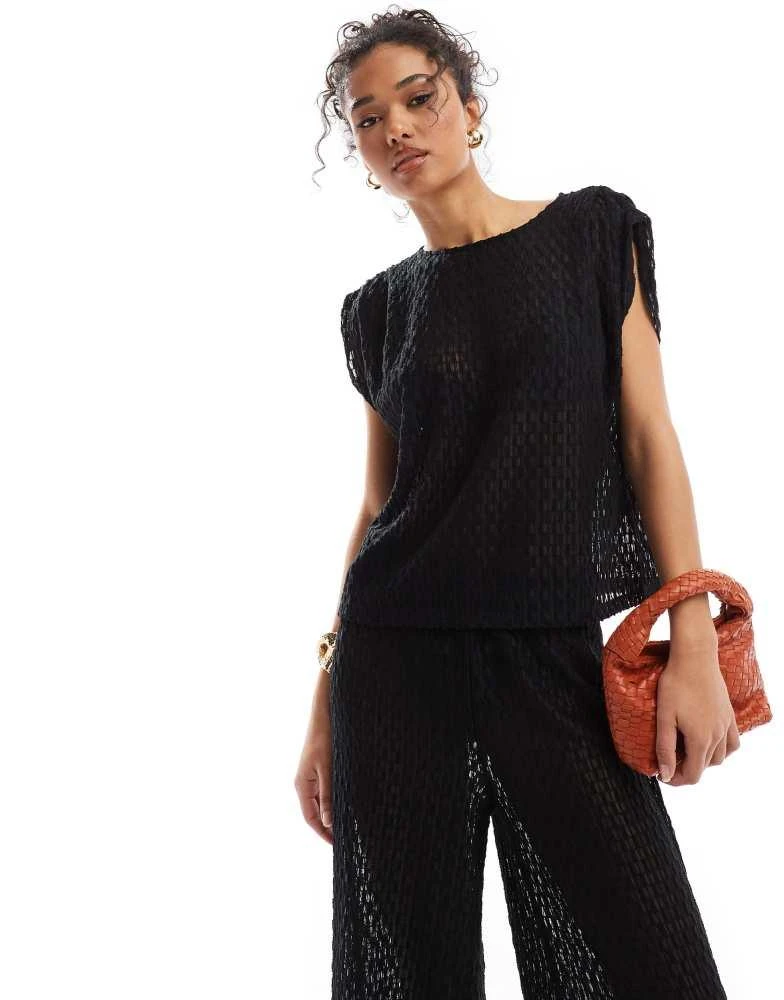 商品VERO MODA|Vero Moda pull on sheer textured top co-ord in black,价格¥120,第1张图片
