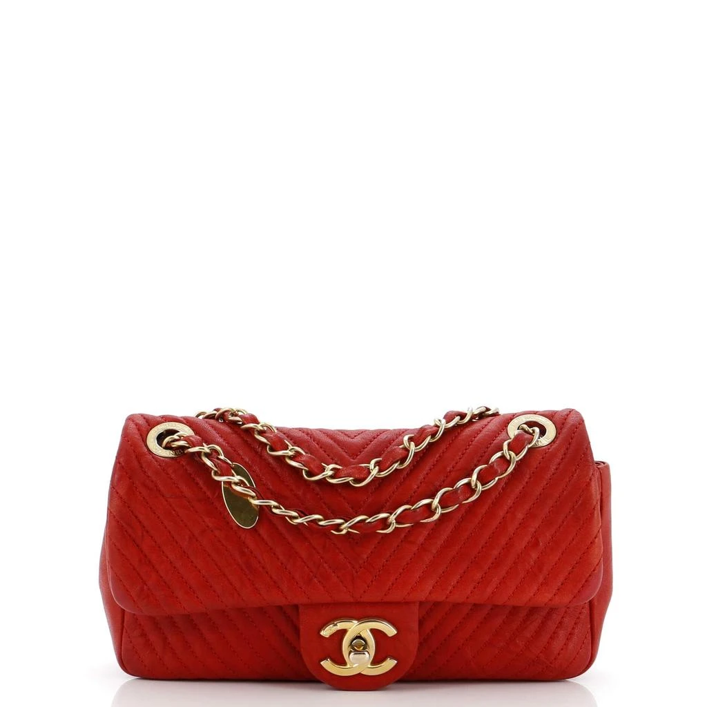 商品[二手商品] Chanel|Medallion Charm Flap Bag Chevron Wrinkled Lambskin Small,价格¥21180,第1张图片