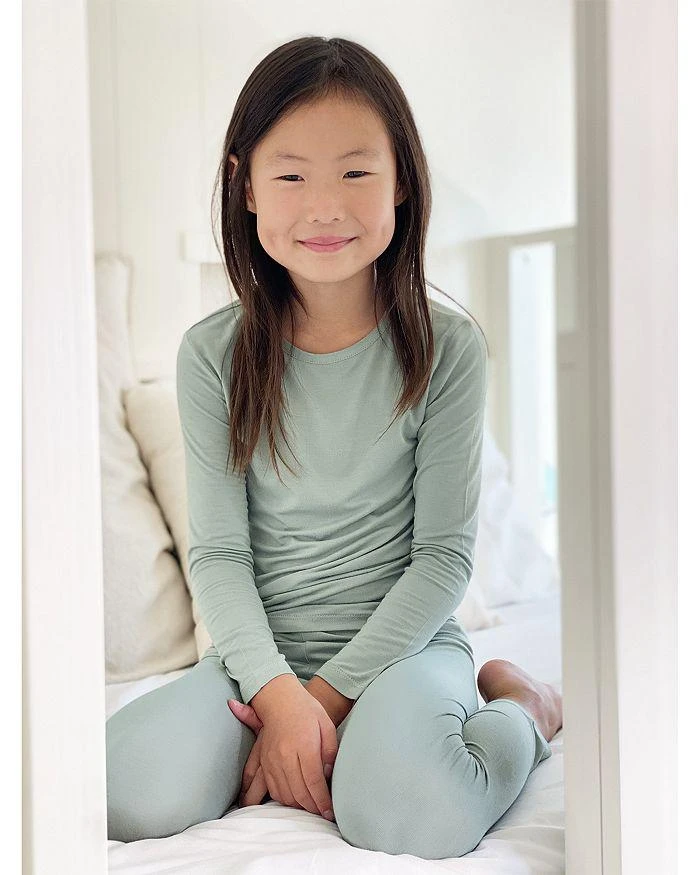 商品Bellabu Bear|Unisex Misty Green Pajama Set - Baby, Little Kid,价格¥247,第2张图片详细描述