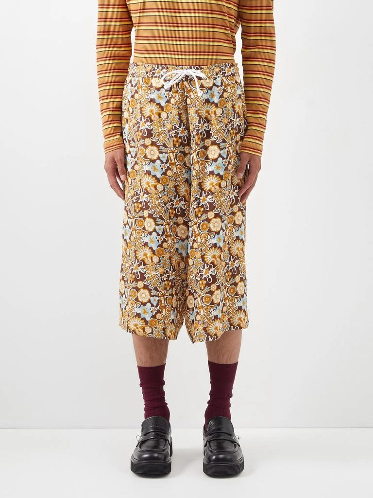 商品Charles Jeffrey Loverboy|Floral-print cotton Bermuda shorts,价格¥1328,第1张图片