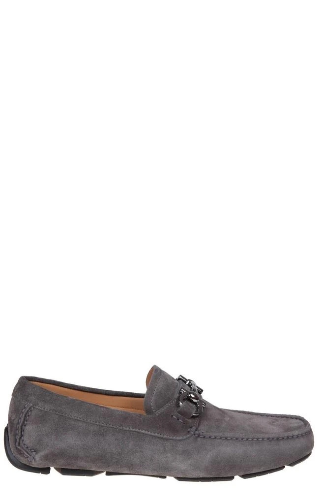 商品Salvatore Ferragamo|Salvatore Ferragamo Gancini Slip-On Loafers,价格¥2681,第1张图片