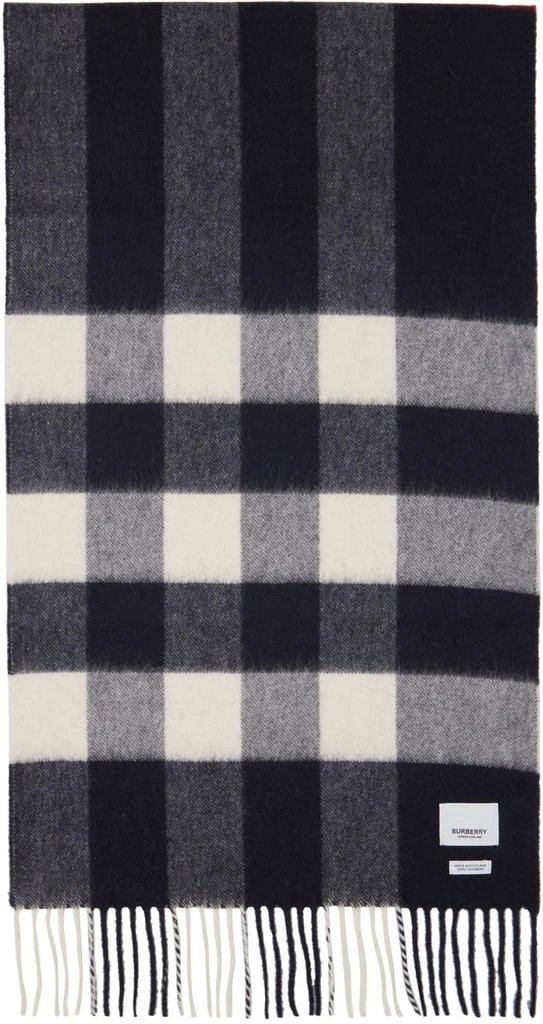 商品Burberry|海军蓝 & 白色格纹围巾,价格¥5577,第1张图片详细描述