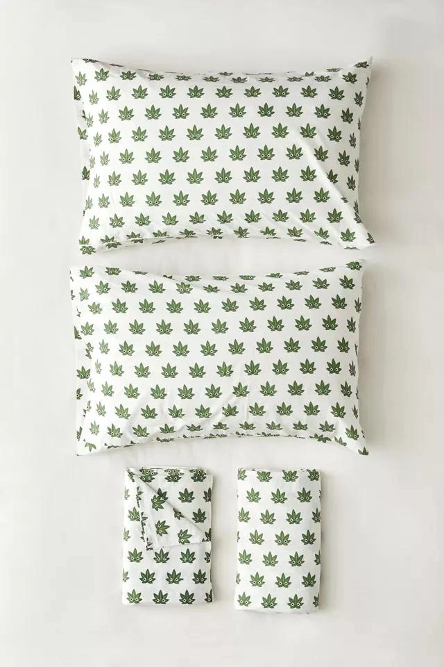 商品Urban Outfitters|Leaf Buddy Sheet Set,价格¥150,第1张图片