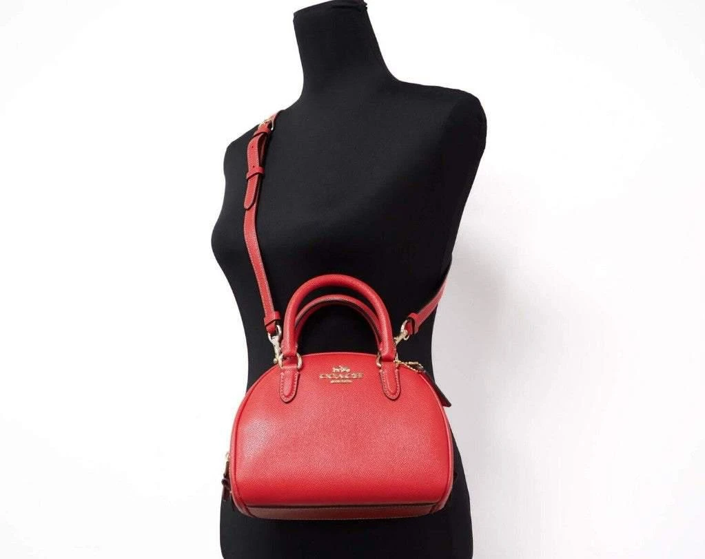 商品Coach|COACH Sydney Small Miami Red Crossgrain Leather Satchel Crossbody Bag,价格¥2443,第2张图片详细描述