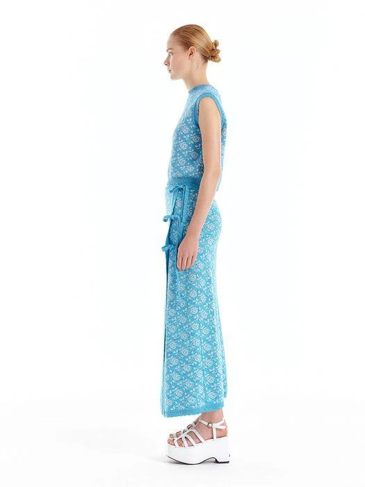 商品EENK|ULORA Floral Jacquard Knit Vest (Sky Blue),价格¥2572,第3张图片详细描述
