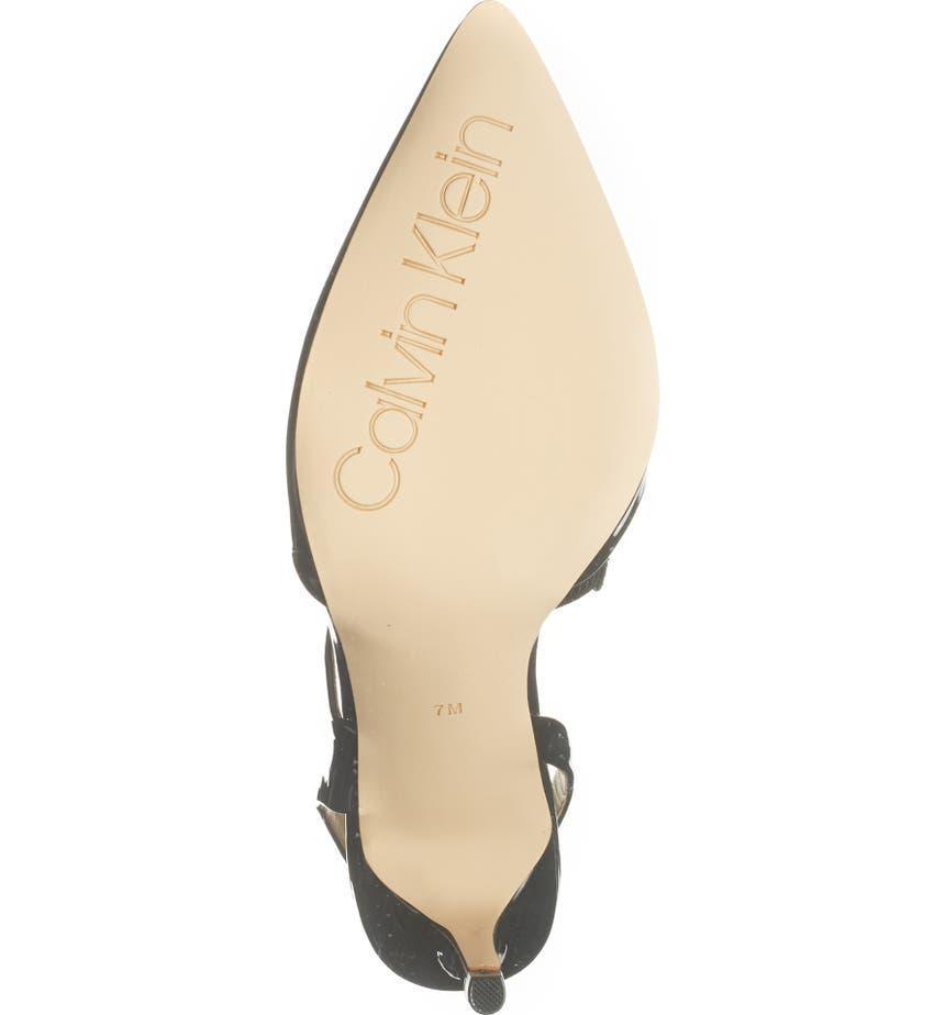 商品Calvin Klein|Geena Patent Pump,价格¥309,第5张图片详细描述