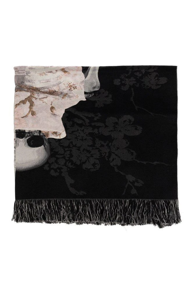 商品Alexander McQueen|Alexander McQueen Blossom Skeleton Stole Fringed Scarf,价格¥3143,第1张图片