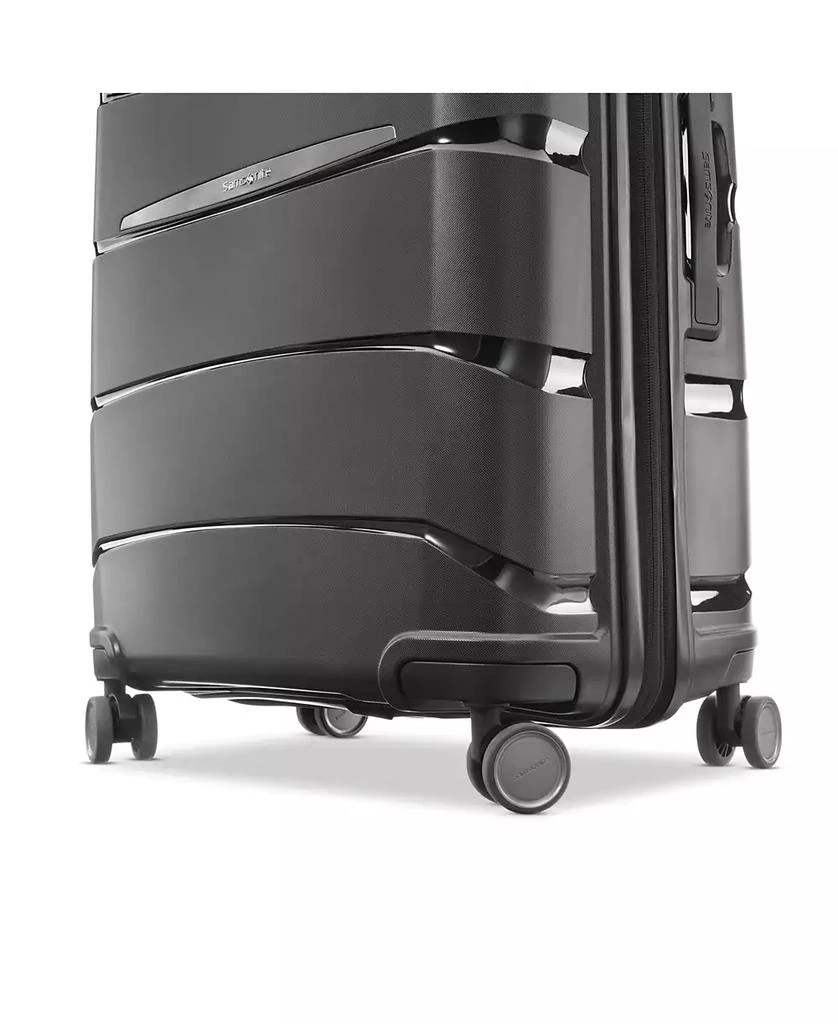 Outline Pro 21" Hardside Carry-on Spinner 商品