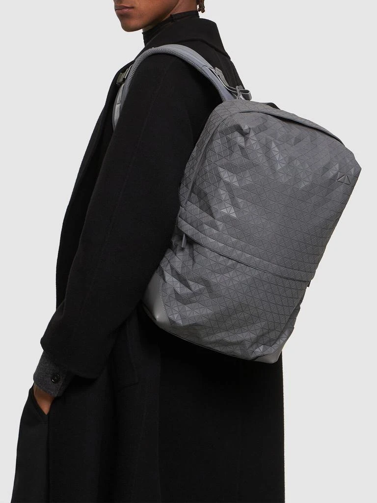 商品Issey Miyake|Liner One Tone Backpack,价格¥8117,第1张图片