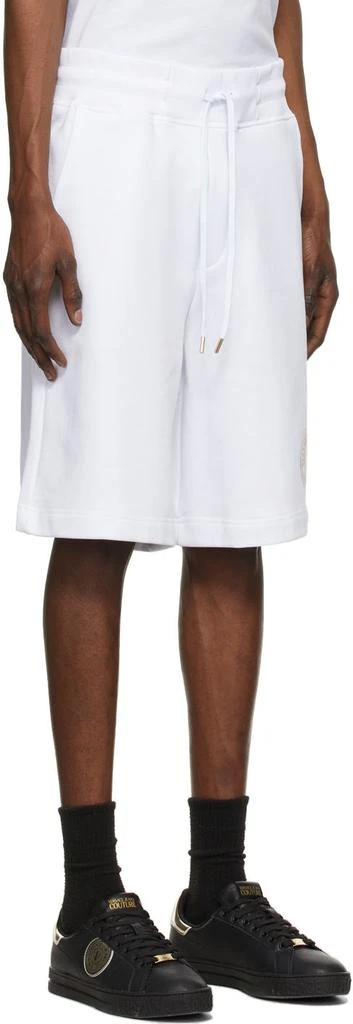 商品Versace|White V-Emblem Shorts,价格¥532,第2张图片详细描述