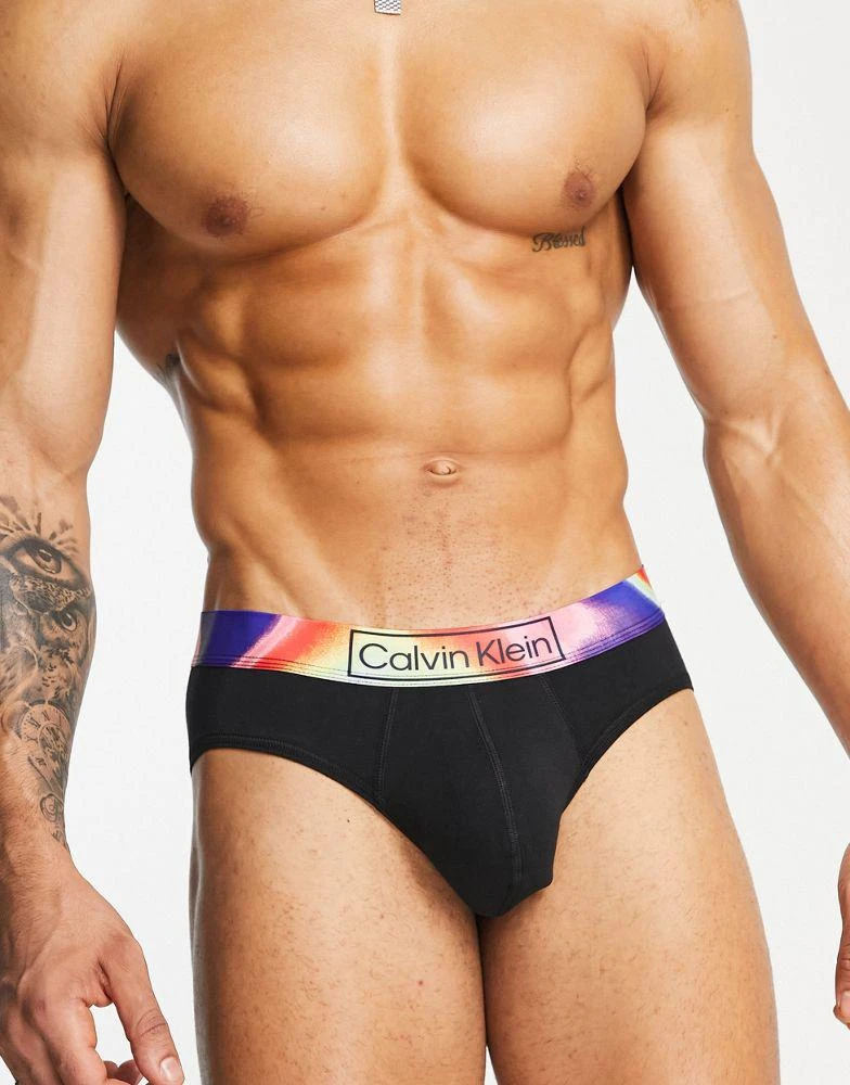 商品Calvin Klein|Calvin Klein pride cotton hip brief with contrast waistband in black,价格¥208,第1张图片